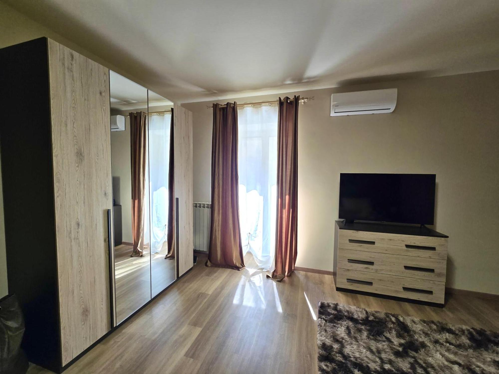 Casa Vacanze Oikia - Room Girasole Napoli Bagian luar foto